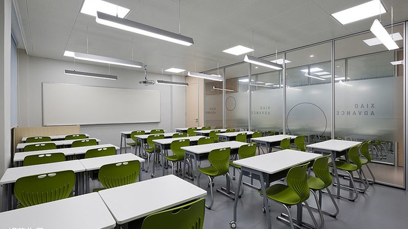 成都电工培训学校选校攻略：四大关键因素揭秘