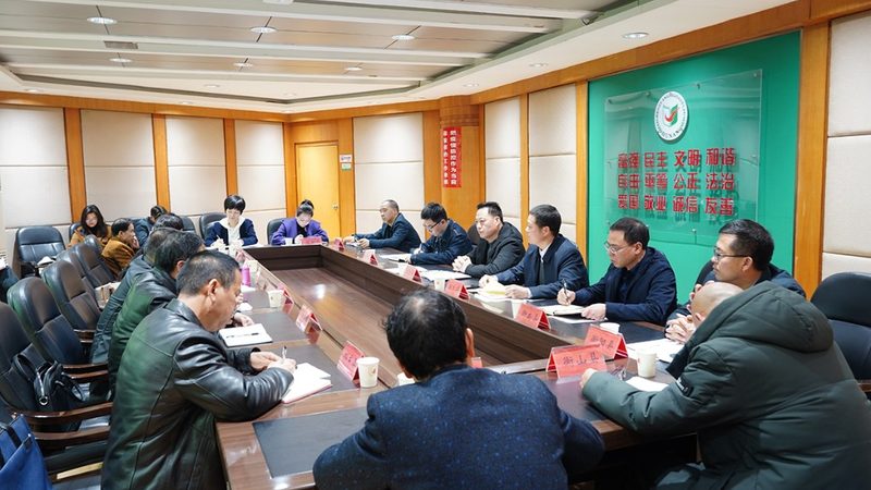 教师资格证培训课程，职场进修者的职场敲门砖？**